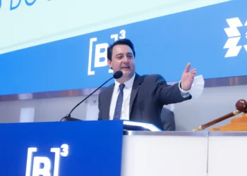 Governo do Paraná privatiza Copel por R$ 5,2 bi