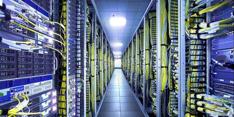 ABB mira em Data Centers e se aproxima de US$1,3 bilhão em vendas no setor