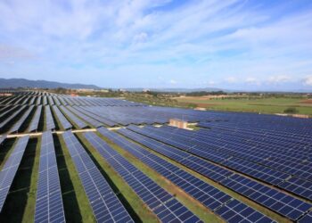 Brasil bate recorde de expansão da energia solar em 2023
