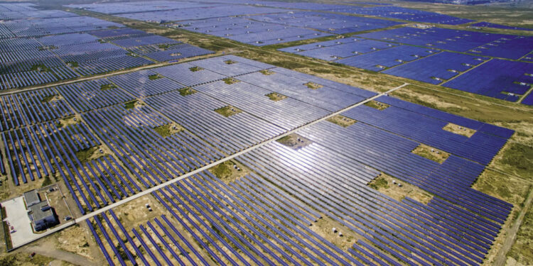 Investimentos do setor de energia da China podem chegar a US$13,7 trilhões