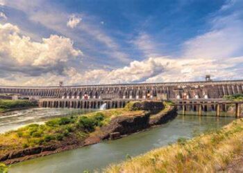 Tarifa de energia da Itaipu cai 26% e alcança o menor patamar em duas décadas