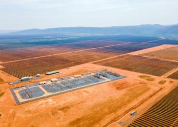 Comerc inaugura megausina solar em Minas Gerais