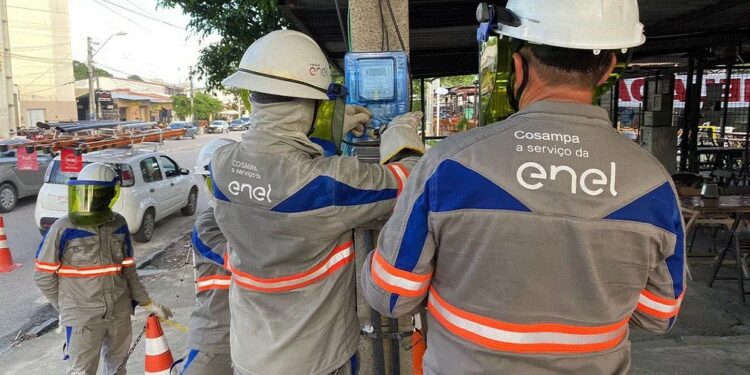 Após uma semana de “apagão”, Enel afirma que restabeleceu 100% da energia em SP