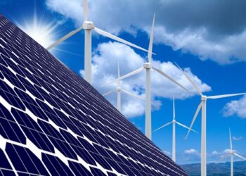 Brasil bate recordes de expansão de energia renovável em 2023