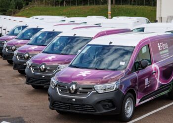 Renault faz venda gigante de carros elétricos para a Vivo