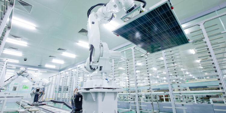 JinkoSolar construirá fábrica de módulos e células de 10 GW