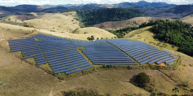 Com foco no comércio exterior e segurança das operações, MTR Solar recebe certificado RFB – 945 do AEO