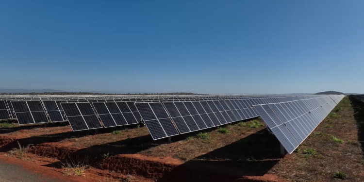 Sungrow e Casa dos Ventos firmam parceria para hibridizar complexos eólicos na Bahia