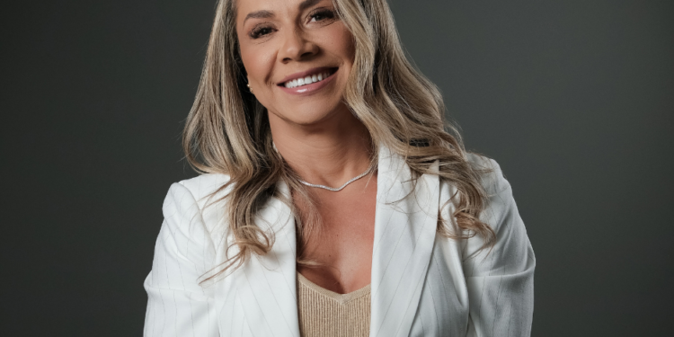 Viviane Rosa, CEO da VR Energia: “Empresas que agitam o mercado livre garantem competitividade e economia, as que não, ficam para trás”