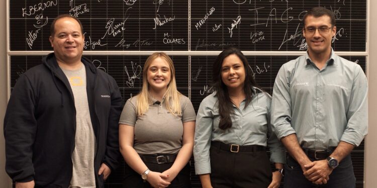 Sungrow e Valmont Solar promovem dia de tecnologia e inovação voltado ao setor solar em BH