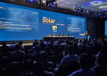 Responsável por 10% do total de emissão de CO2 do setor elétrico, Amazônia avança no processo de descarbonização de sistemas isolados